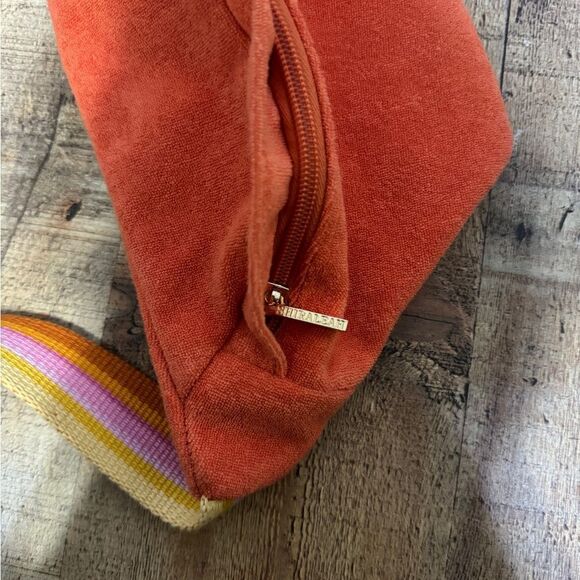 SHIRALEAH
Sol Belt Bag In Orange - Picture 7 of 11